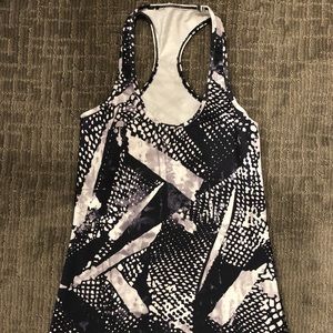 Lululemon long Razorback